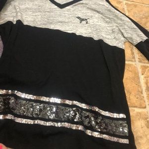 Vs pink long sleeve tee